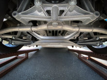 Load image into Gallery viewer, Porsche 981/718 cayman&amp;boxster Reinforcement mounting bridge for anti-roll bar
